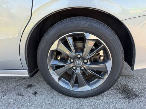 Used 2023 Honda Odyssey Elite image 10