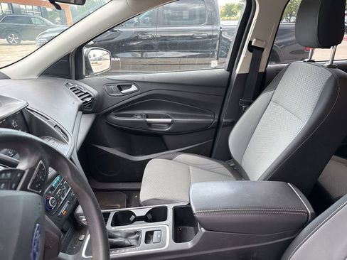 Used 2019 Ford Escape SE AWD/4WD image 12
