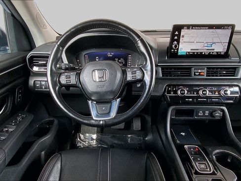 Used 2023 Honda Pilot Elite image 6