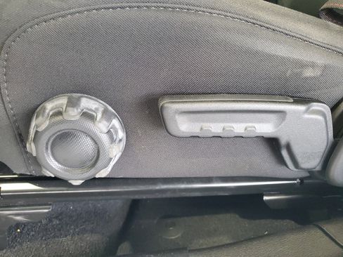 Used 2023 Jeep Wrangler Unlimited Rubicon image 19