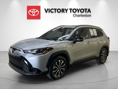 Used 2025 Toyota Corolla Cross AWD Hybrid w/ Moonroof Package