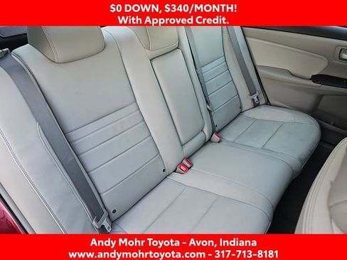 Used 2017 Toyota Camry XLE image 30