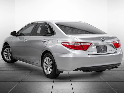 Used 2017 Toyota Camry LE FWD image 10