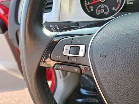 Used 2016 Volkswagen Golf SE w/ Lighting Package image 17