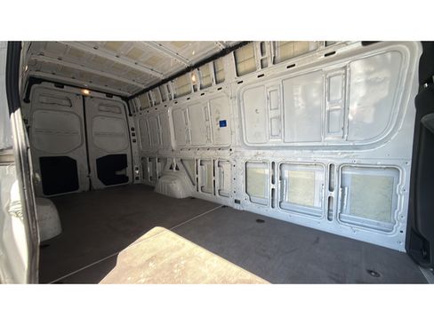 Used 2025 Mercedes-Benz Sprinter 2500 image 21