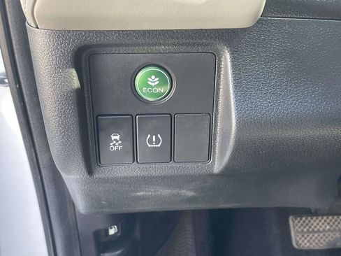 Used 2017 Honda HR-V EX-L image 24