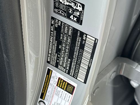 Certified 2024 Mercedes-Benz EQS 450+ 4MATIC SUV image 38