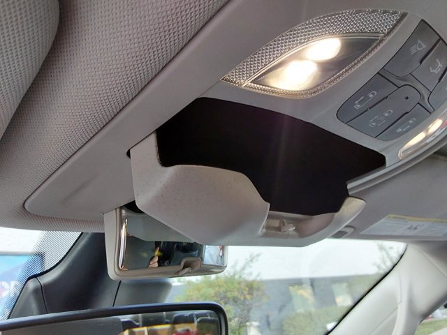 Used 2024 Chrysler Pacifica Touring-L FWD image 42
