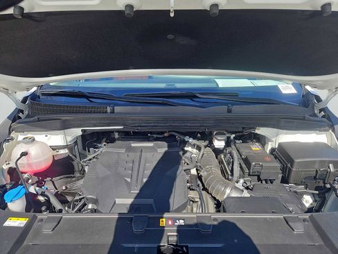 Used 2024 Kia Carnival SX image 34