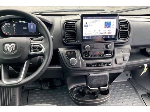 Used 2024 RAM ProMaster 3500 w/ Delivery Van Package image 6