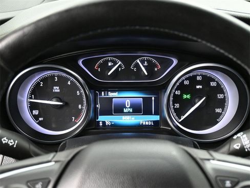 Used 2019 Buick Envision Essence image 9