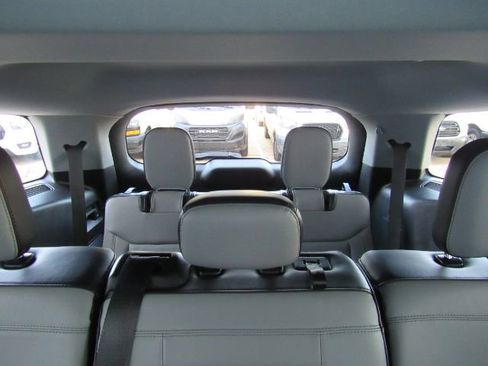 Used 2021 Ford Explorer XLT w/ Equipment Group 202A image 35