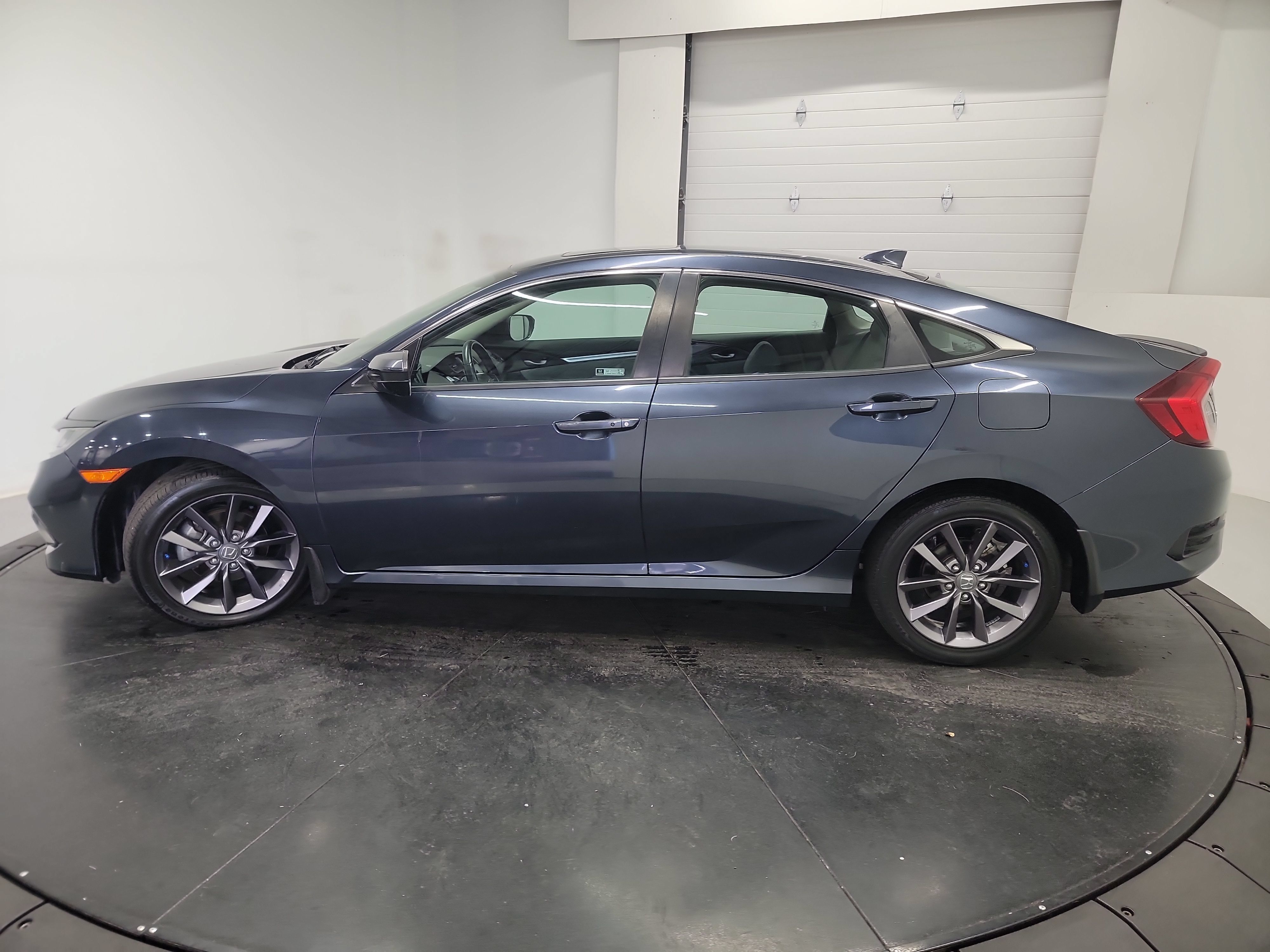 Used 2021 Honda Civic EX image 4