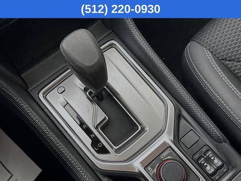 Used 2024 Subaru Forester Premium AWD/4WD image 21