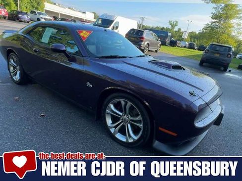 Used 2022 Dodge Challenger R/T w/ Shaker Package RWD image 2