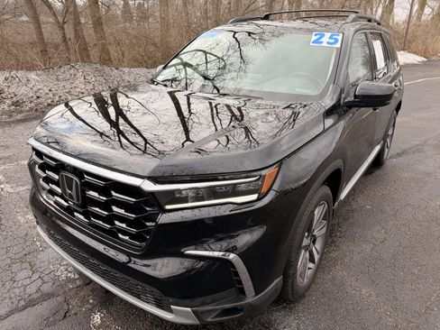 Certified 2024 Honda Pilot Elite image 7