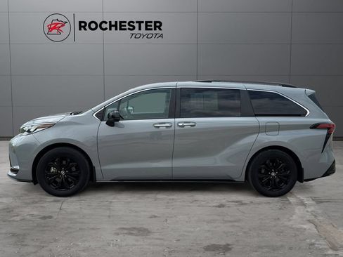 Certified 2023 Toyota Sienna XSE w/ XSE Plus Package AWD/4WD image 2