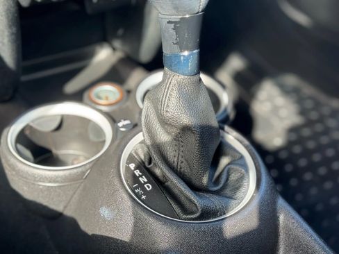 Used 2012 MINI Cooper Convertible image 31