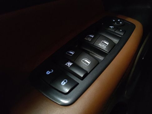 Used 2016 Jeep Grand Cherokee Summit w/ Platinum Series Group AWD/4WD image 27