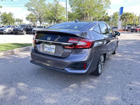 Used 2018 Honda Clarity Plug-In Hybrid image 6