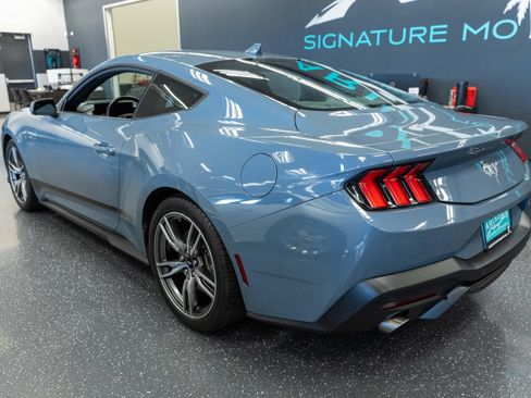 Used 2024 Ford Mustang Coupe RWD image 7