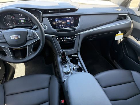 New 2026 Cadillac XT5 Luxury FWD image 15