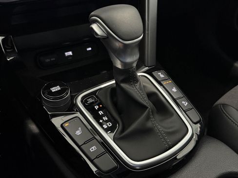 Used 2025 Kia Seltos X-Line AWD/4WD image 36