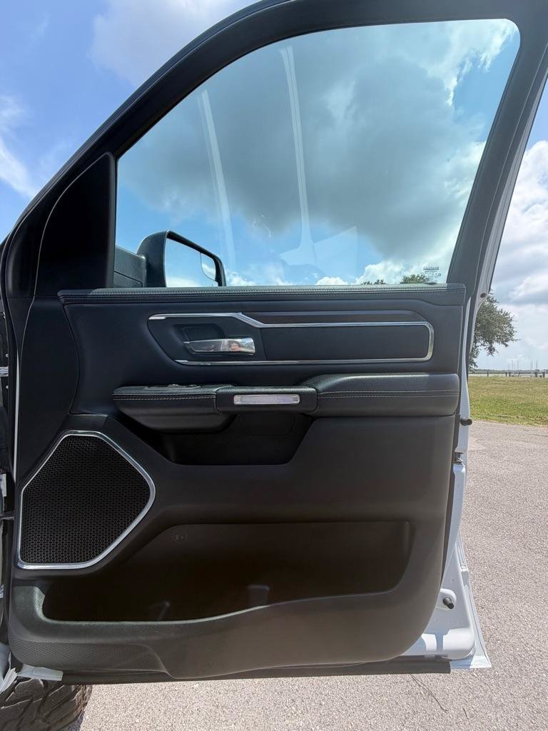 Used 2022 RAM 1500 Laramie w/ Laramie Southwest Edition AWD/4WD image 12