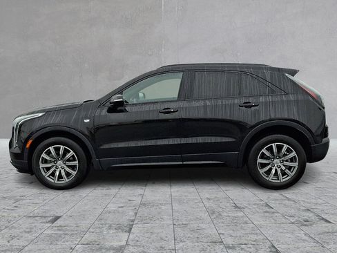 Used 2022 Cadillac XT4 Sport w/ Enhanced Visibility Package image 6