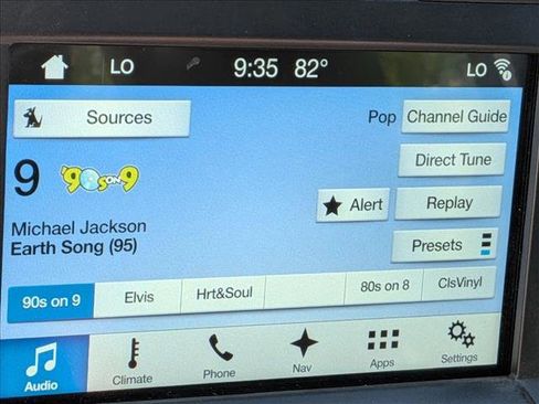 Used 2018 Ford F150 Raptor w/ Equipment Group 802A Luxury image 11