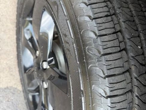 Used 2016 Jeep Grand Cherokee High Altitude RWD image 8