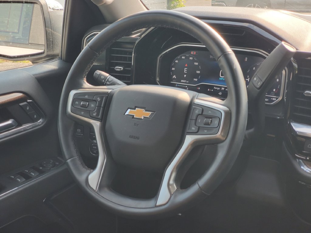 Used 2024 Chevrolet Silverado 1500 LT AWD/4WD image 24