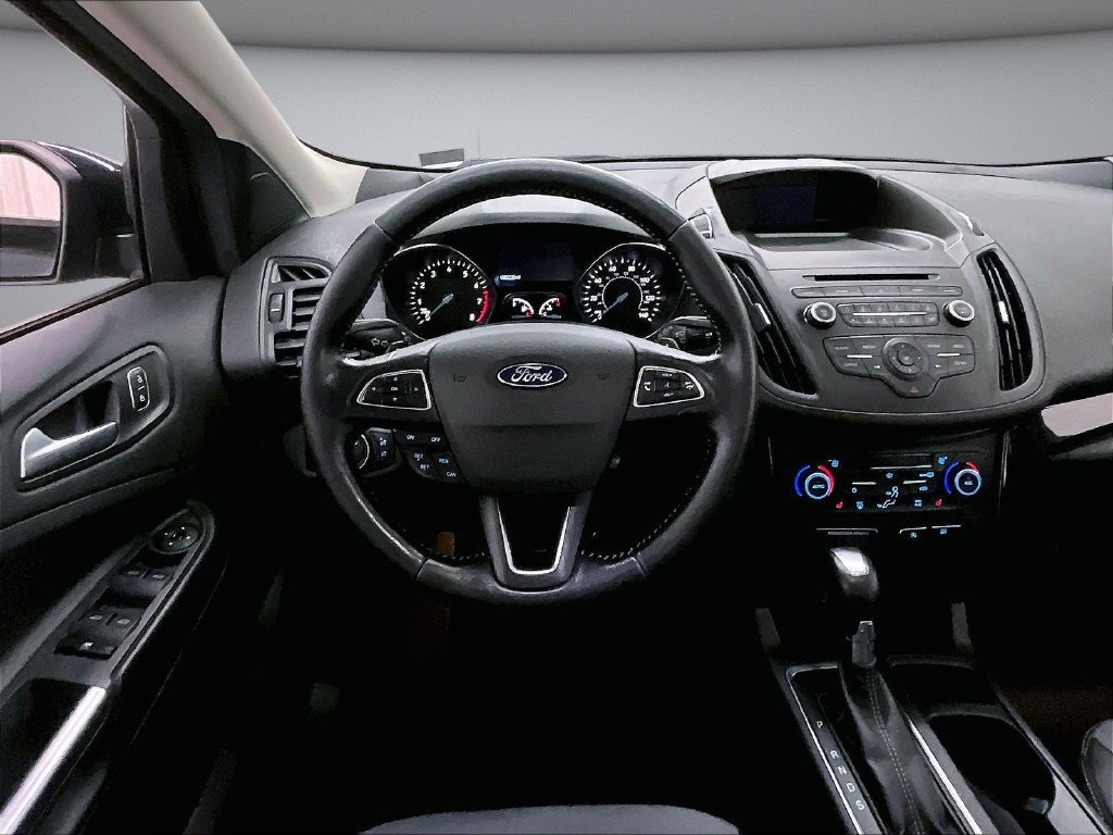 Used 2018 Ford Escape SE w/ SE Sport Appearance Package AWD/4WD image 8