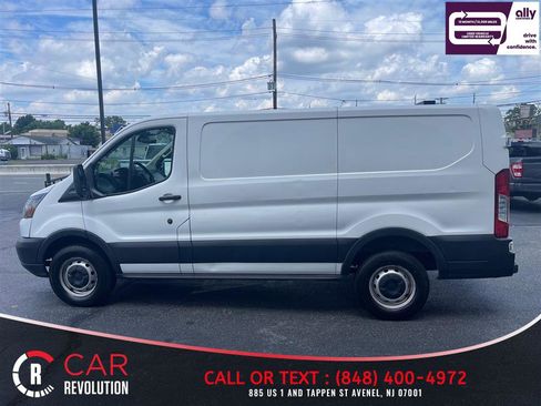 Used 2019 Ford Transit 250 130 Low Roof RWD image 4
