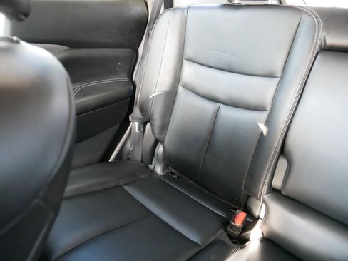 Certified 2024 Nissan Murano SV w/ SV Midnight Edition Package image 12