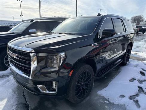 Used 2022 GMC Yukon SLE w/ Max Trailering Package image 3