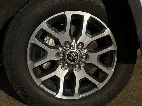 Used 2024 Toyota Tundra 1794 Edition image 10