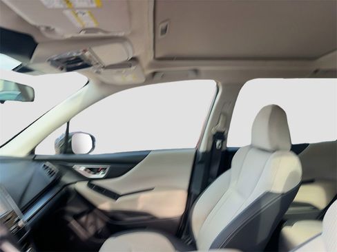 Used 2022 Subaru Forester Premium image 21
