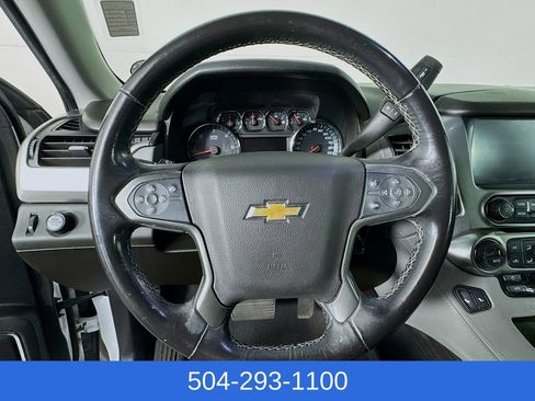 Used 2019 Chevrolet Suburban LT image 11