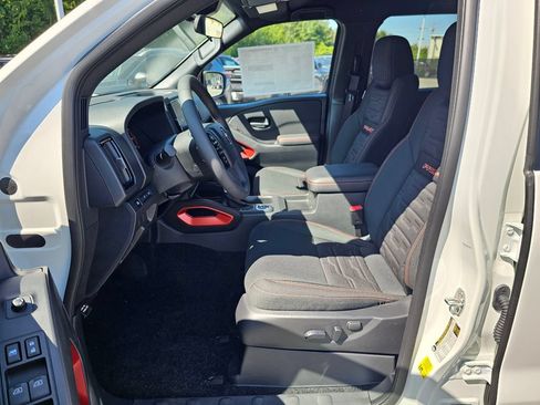 New 2026 Nissan Frontier PRO-4X w/ Tow Package AWD/4WD image 18