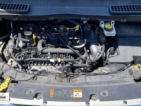 Certified 2019 Ford Escape SE FWD image 10