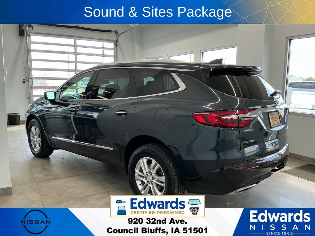 Used 2021 Buick Enclave Essence w/ Sound and Sites Package AWD/4WD image 6