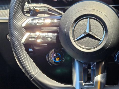 Used 2025 Mercedes-Benz GLC 43 AMG 4MATIC image 17