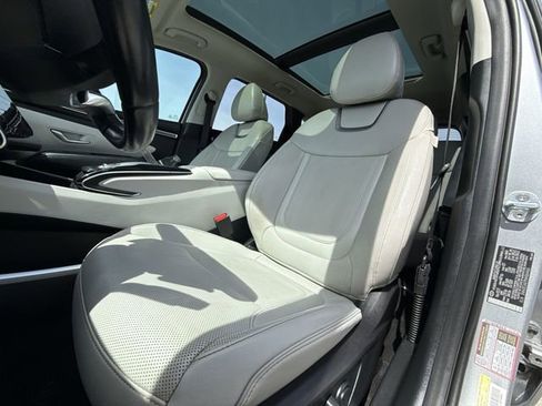 Used 2022 Hyundai Tucson Limited FWD image 11