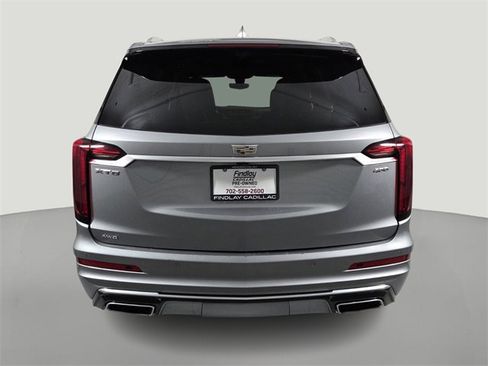 Used 2024 Cadillac XT6 Premium Luxury w/ Technology Package image 3