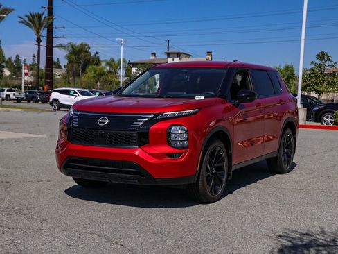 New 2026 Nissan Rogue SL image 8