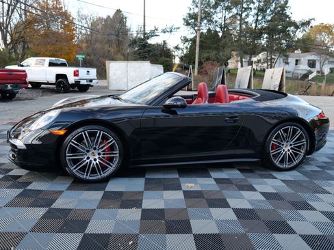 Used 2015 Porsche 911 Carrera 4S image 68