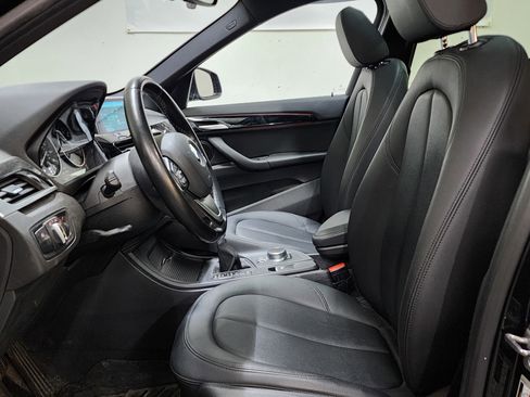 Used 2017 BMW X1 xDrive28i image 13