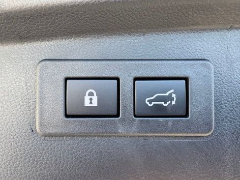 Used 2025 Subaru Outback Wilderness AWD/4WD image 9