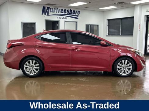 Used 2015 Hyundai Elantra SE w/ Option Group 02 FWD image 4